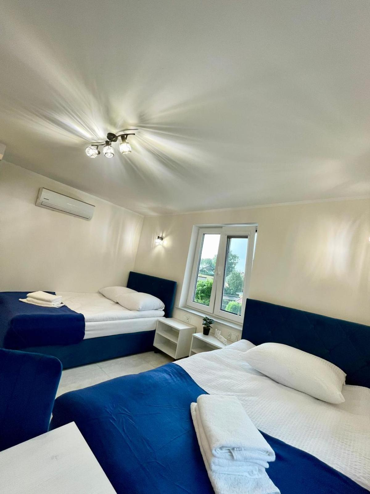 Hotel Bialy Port Rajgród Esterno foto